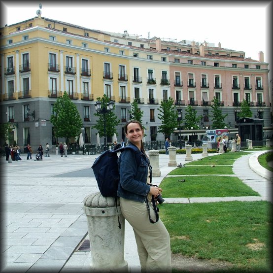 Isabelle posing in Plaza de Oriente