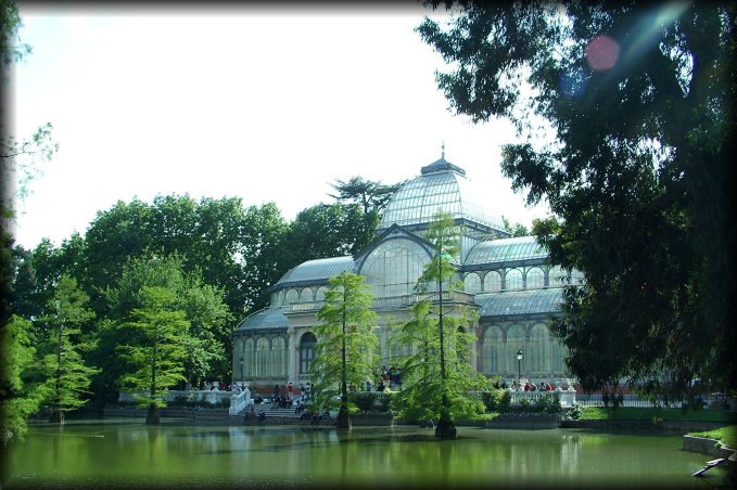 Palacio de Cristal in Parque de El Retiro
