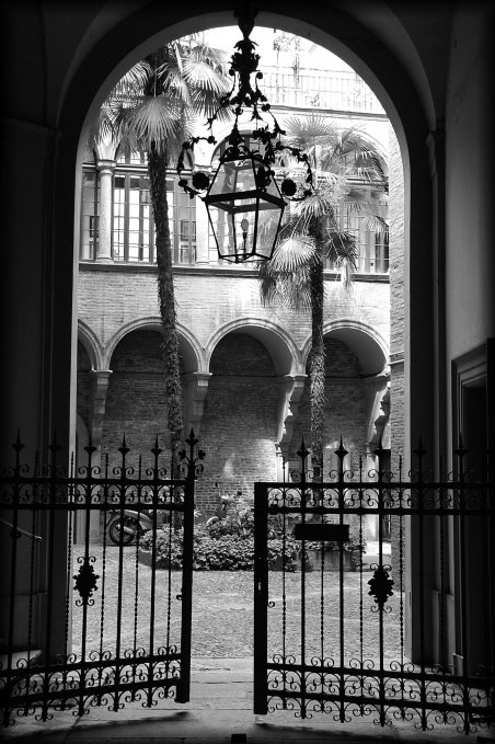 Welcoming me / Shutting me out (black and white version)