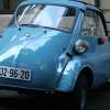 Back in Oslo. A really cute blue BMW Isetta.