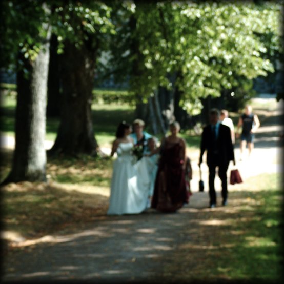 Other than being a picturesque picnic site, Suomenlinna is the host of many weddings.
