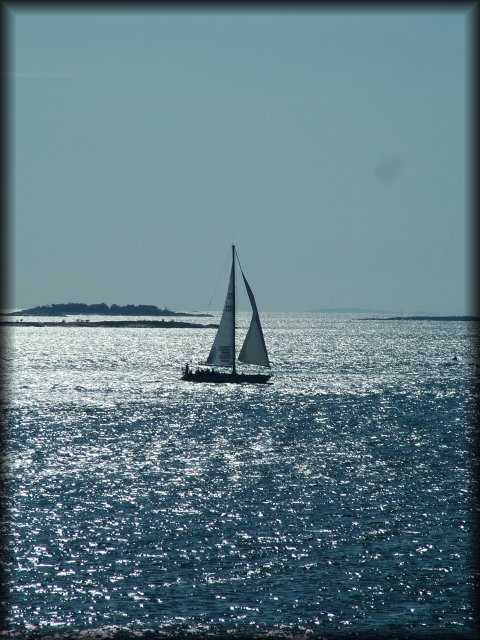 Sailing on quicksilver
