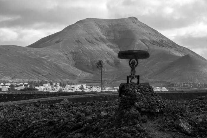 White Yaiza & Black Timanfaya
