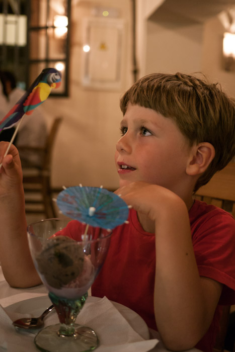 Dessert, the happy time