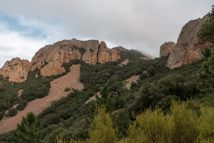 Rocks & clouds